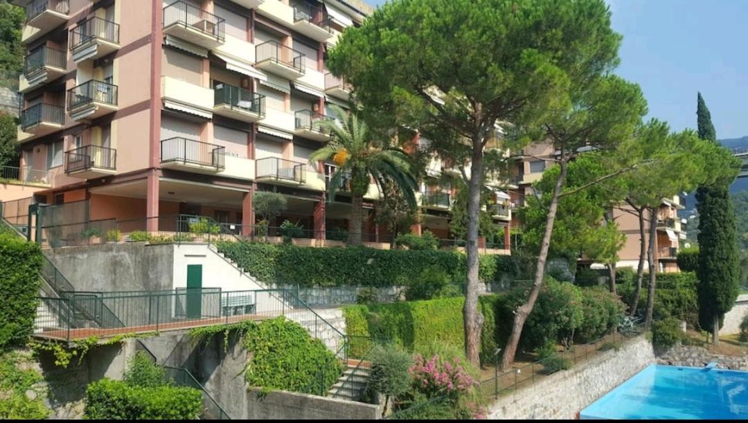 Camera Privata Nell'Appartamento In Zona Residenziale Con 2 Piscine Rapallo Exterior photo
