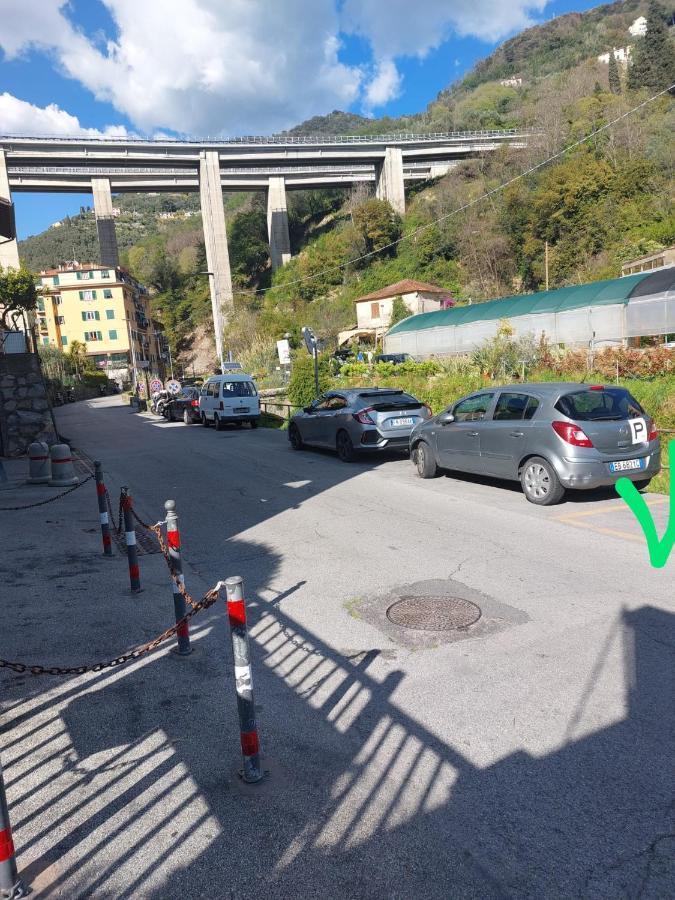Camera Privata Nell'Appartamento In Zona Residenziale Con 2 Piscine Rapallo Exterior photo
