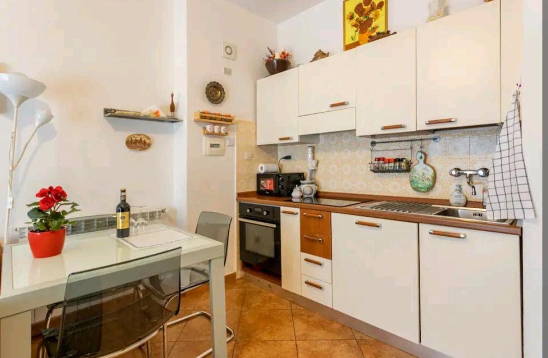 Camera Privata Nell'Appartamento In Zona Residenziale Con 2 Piscine Rapallo Exterior photo
