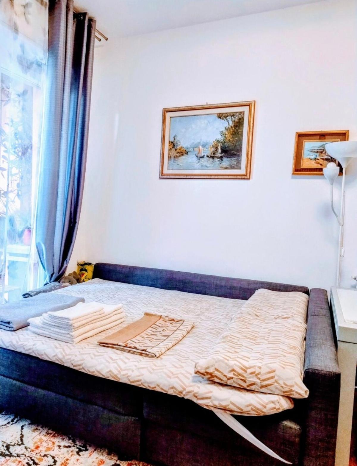 Camera Privata Nell'Appartamento In Zona Residenziale Con 2 Piscine Rapallo Exterior photo